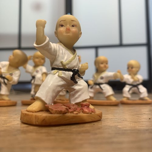 Szobor, Karate baba 3