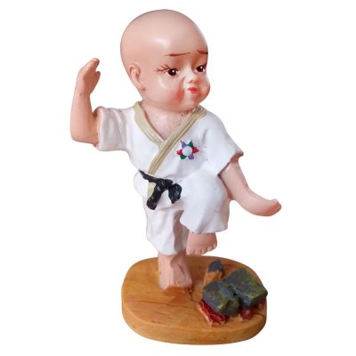 Szobor, Karate baba 5